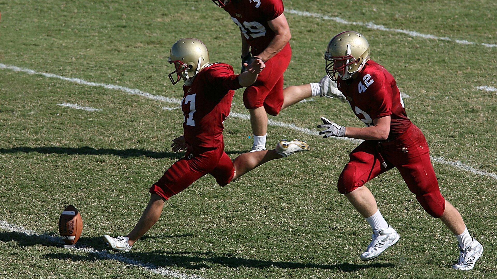 卡梅隆-约翰逊深夜遭交易风波，家人凌晨一点半急电，坦言商业联盟的残酷与现实